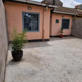 Lux Suites Donholm Family Bungalow, hotel a Nairobi