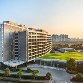 Crowne Plaza Shanghai Xiayang Lake by IHG, hotel em Qingpu