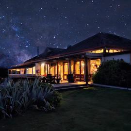 Te Anau Manapouri Lake Hotel, Hotel in Manapouri