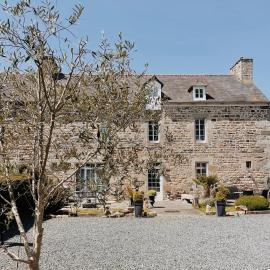 Ar Maen Gite et Chambres d'hotes, hotel in Lanvollon