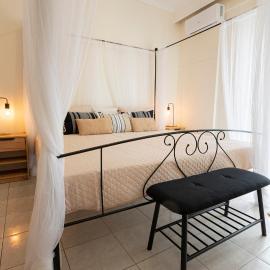 Irena House by RentalsPro - Dionisiou Halkidiki, hotel u gradu Zográfos