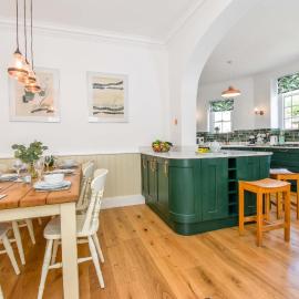 The Old Chapel - Exclusive Retreat