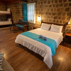 키토에 위치한 호텔 Niebli Historical Farm and Lodge at Pululahua Volcano