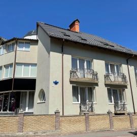 Apartments Sonce, hotel in Truskavets