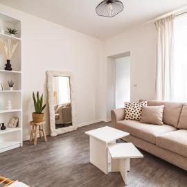 Charmant appartement à Épernay: Épernay şehrinde bir otel