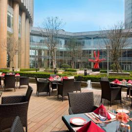 Sheraton Grand Shanghai Pudong Hotel & Residences, hotell sihtkohas Shanghai