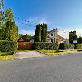 Mol-Ker-Vill Apartment, hotel a Lenti