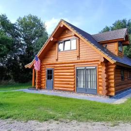 Unieke houten villa met SAUNA in Twente - 5p, hotel em Den Ham