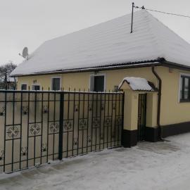 Eva's Little House - Acasă la Tăticul Albinelor、Şinca Vecheのホテル