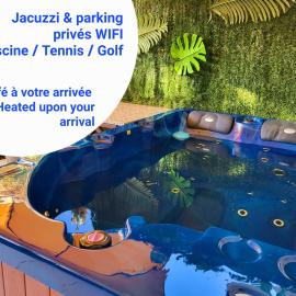 Évasion à deux, domaine prestigieux, jacuzzi et parking privés, piscine