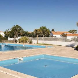 Stunning Home In La Faute Sur Mer, hotel in La Faute-sur-Mer