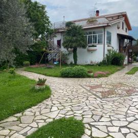 Villa Ulivi, hotel a Tocco da Casauria