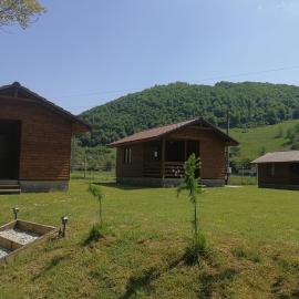 Căsuțe Zăvoi Bulz, hotel em Bulz