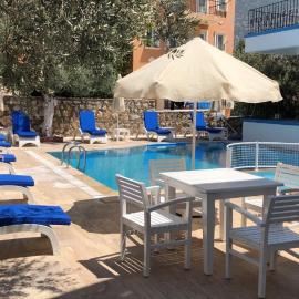 Lizo Hotel