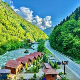 TUVA VİLLA Bungalov, מלון בÇamlıhemşin