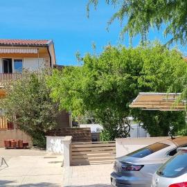 Apartman Z12, hotel a Kornić