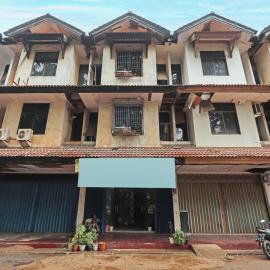 SPOT ON 92569 Anto Homestay SyariahNearPelabuhan Feri Harbor Bay