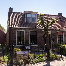 Wad'n Leven, hotel a Paesens