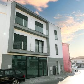 Gold Apartment Ferrel II