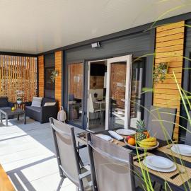 ARIA Mobile Home, Oaza Mira 5 Star Camping, Dalmatia: Drage şehrinde bir otel