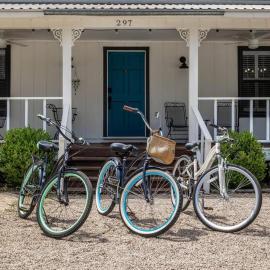 NEW! Dragonfly at Firefly Grove w/ River Access, hotell sihtkohas Wimberley