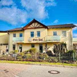 Hotel Gode Tied, hotel di Zingst