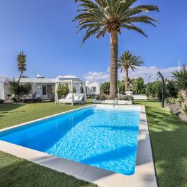 Villas New Lanzasuites, hotell i Playa Blanca