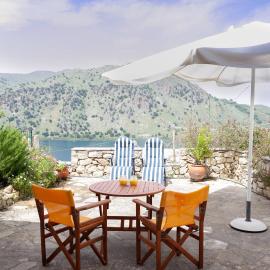 Bentals Dream Place With Lake And Sea View, hotel a Kávallos