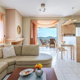 Anavissos Seaview Holiday Home, hotelli kohteessa Anávyssos
