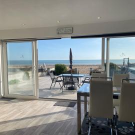 Coastview Bungalow, hotel in Pevensey