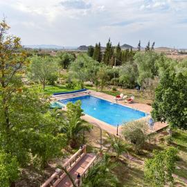 Maison avec piscine et grand jardin 1 hectare, hotel i Marrakech