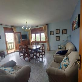 Casa Nasarre- Acogedora casa rural con garaje con vistas a la Sierra de GUARA