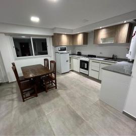 Departamentos Agringof 2, hotel in Balcarce