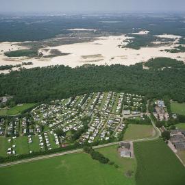 Holiday Park Duinhoeve, хотел в Udenhout