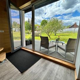 Barn Guest House، فندق في Kazitiškis