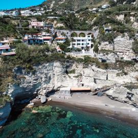 Villa Bina Sea Hotel, hotel u gradu Sant Anđelo D'Iskija