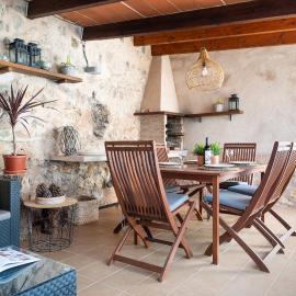 Bona Vista with mountain views by BeBreeze, hotel em Pollença