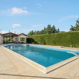 Amazing Home In Comiso, hotel di Comiso