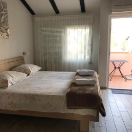 Apartment, 200m from sea, hotel a Brtonigla