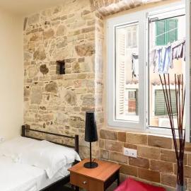 Q Apartments in Corfu Town，科孚城的飯店