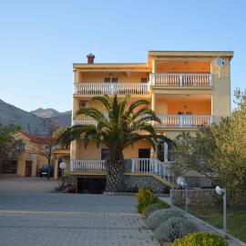 Apartments Zdenka, Hotel in Starigrad-Paklenica