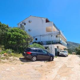 Apartments Ana i Ante Punta, hotel a Milna