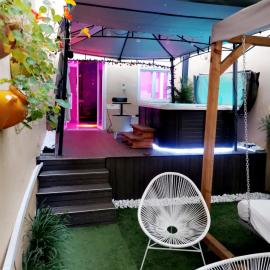 Lyon piscine et jacuzzi privatifs en extérieur
