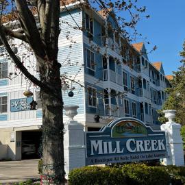 Mill Creek Hotel, hotel v destinaci Lake Geneva