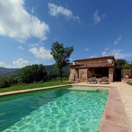 Can Nofre - Masia familiar en zona tranquila