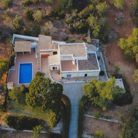 Spacious Family Villa with Private Pool near Albufeira Casa das Palmeiras