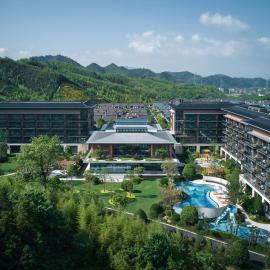 Hotel Indigo Hangzhou Tianmushan, хотел в Ханджоу