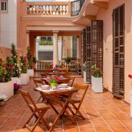 Antonios Hostal