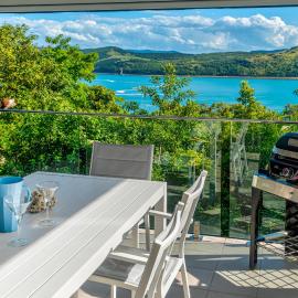 Oasis Apartments on Hamilton Island by HIHA, hotel in Hamilton Island