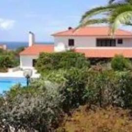 Alto da Praia Villa, hotell i Colares